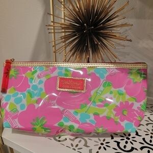 Lilly Pulitzer x Estee Lauder Pink zipper makeup bag